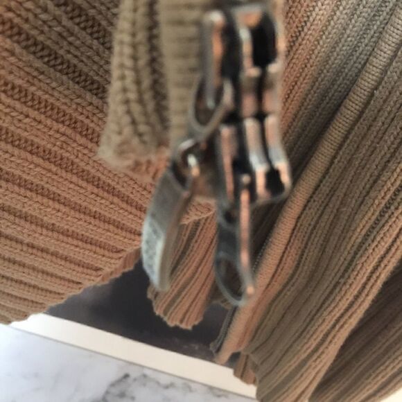 Tommy Hilfiger Thick Heavy Ribbed Full Zip Sweater - Picture 3 of 8